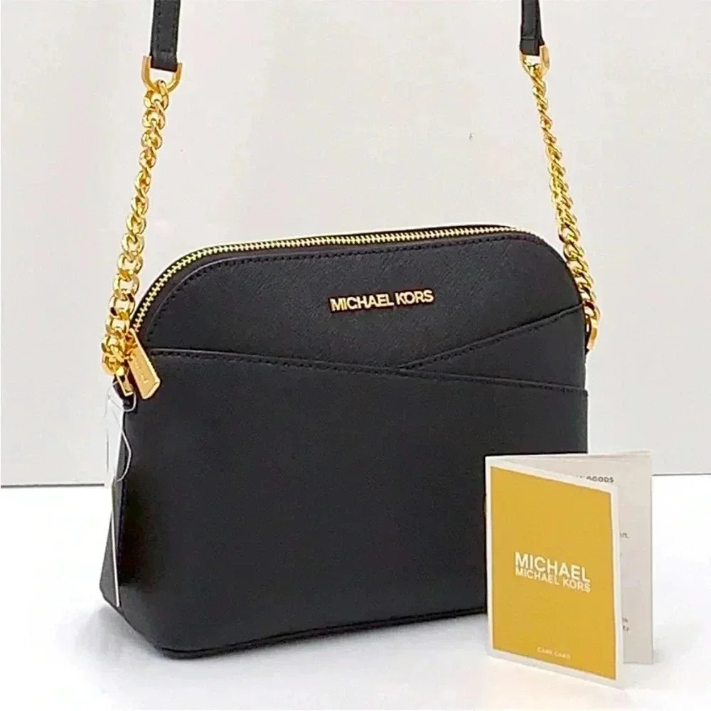 MICHAEL KORS
Jet Set Travel Medium Dome Crossbody Bag

Style# 35F1GTVC6T